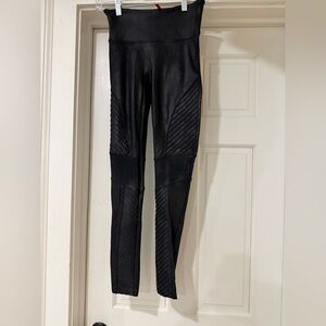 SPANX Black Leggings with Side paneling